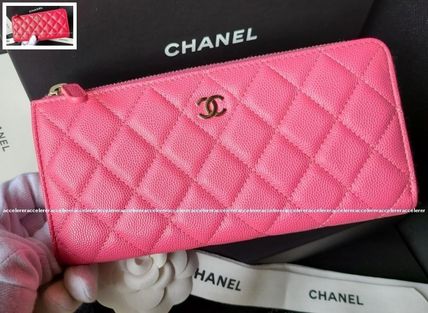 レッド（赤）系 CHANEL MATELASSE(シャネル マトラッセ) 長財布