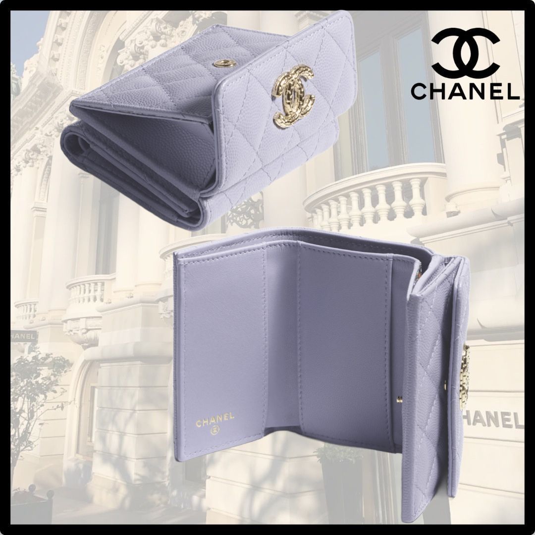 【ポケットに収まる上品さ】CHANEL スモールフラップウォレット