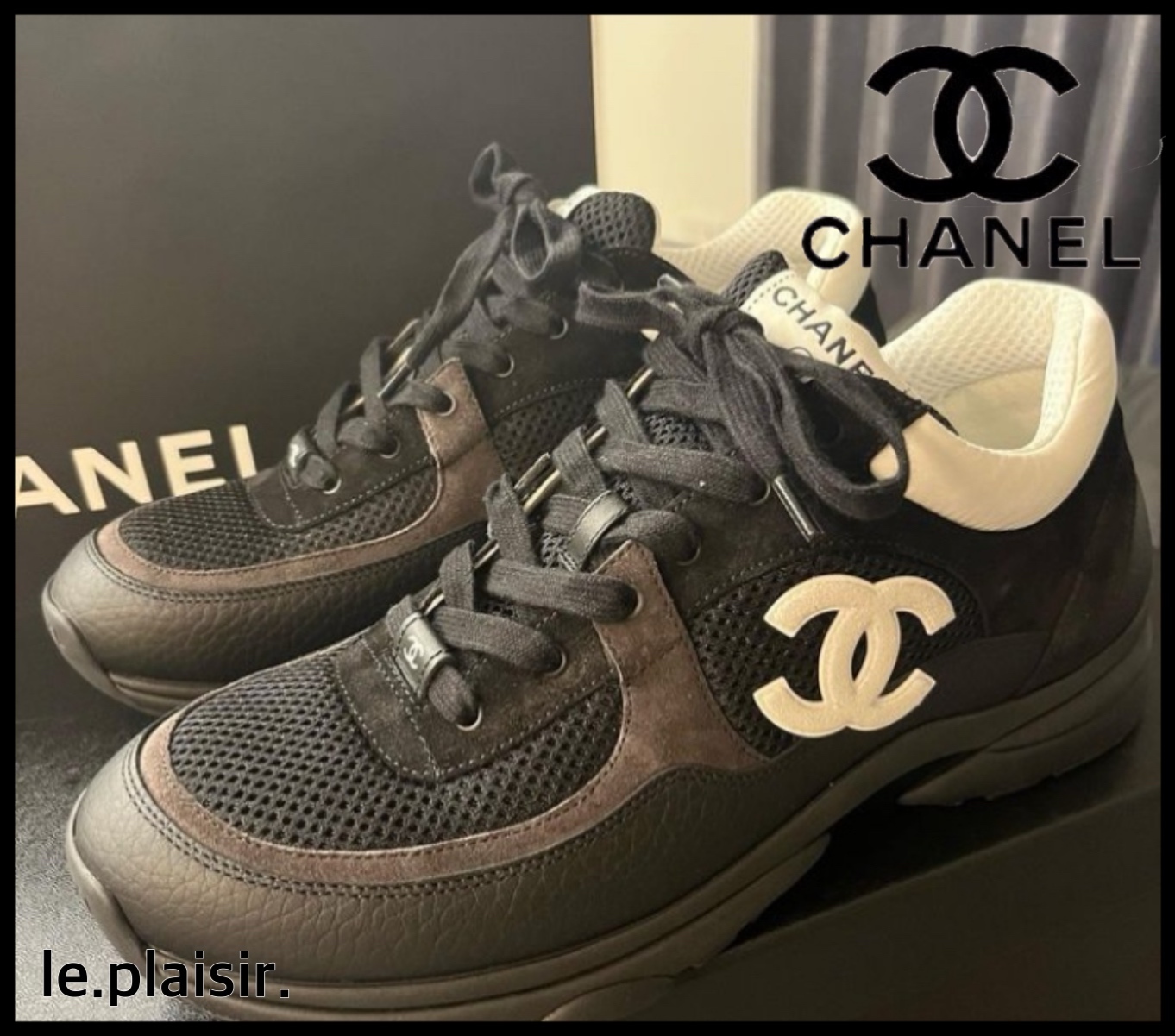 クールなバイカラー♪】CHANEL スニーカー CCロゴ (CHANEL