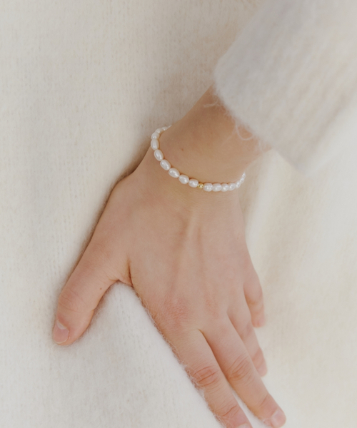 ブレスレット LOVE ME MONSTER Slim Natural Pearl Bracelet L193MBC010