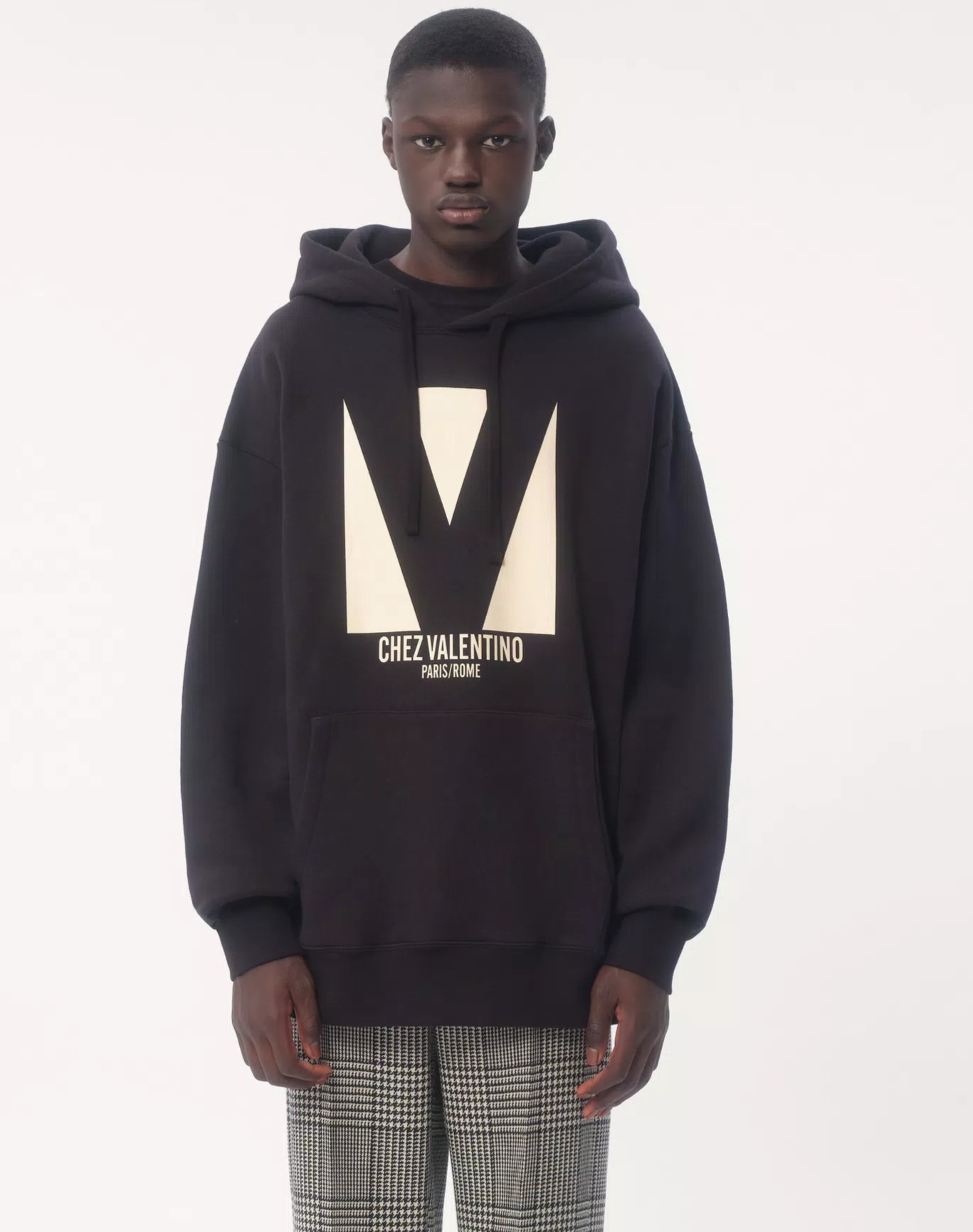 Valentino《CHEZ VALENTINO フード付きスウェットシャツ》直営店