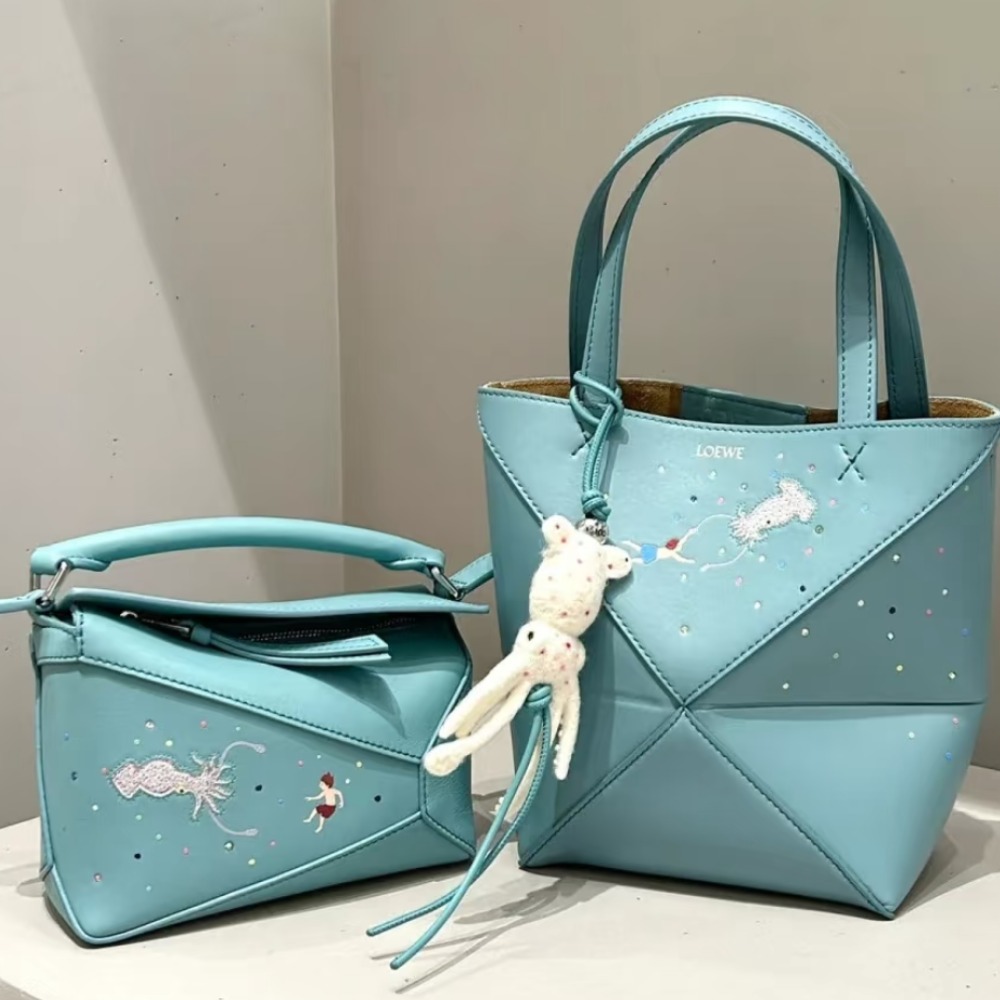 《ブランドコラボ》【LOEWE】イカ パズルフォルド トート ミニ