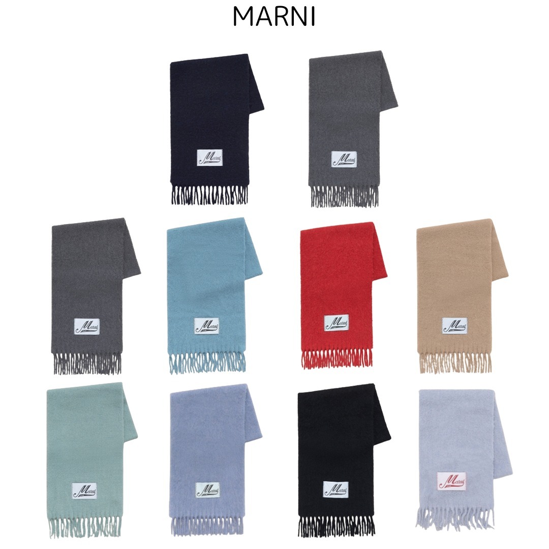 差し色でアクセントに＜MARNI＞アルパカ製 スカーフ