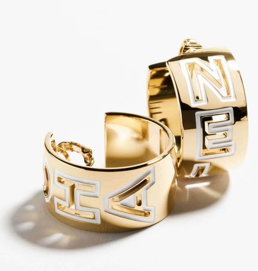 《シンプルでクール♪》CHANEL フープ イヤリング