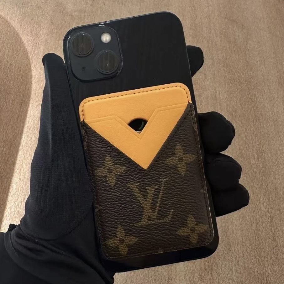 お洒落で》Louis Vuitton ポルト カルト・マグネット