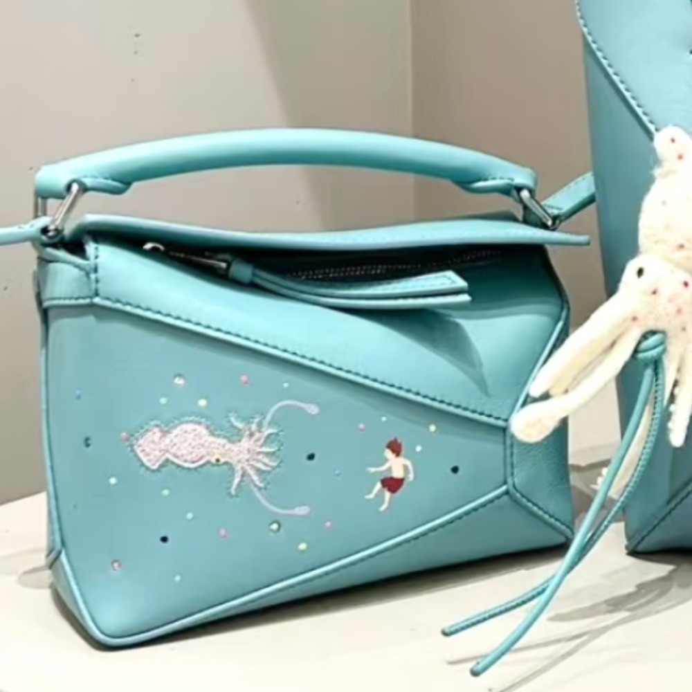 《ブランドコラボ》【LOEWE】イカ パズルバッグ ミニ