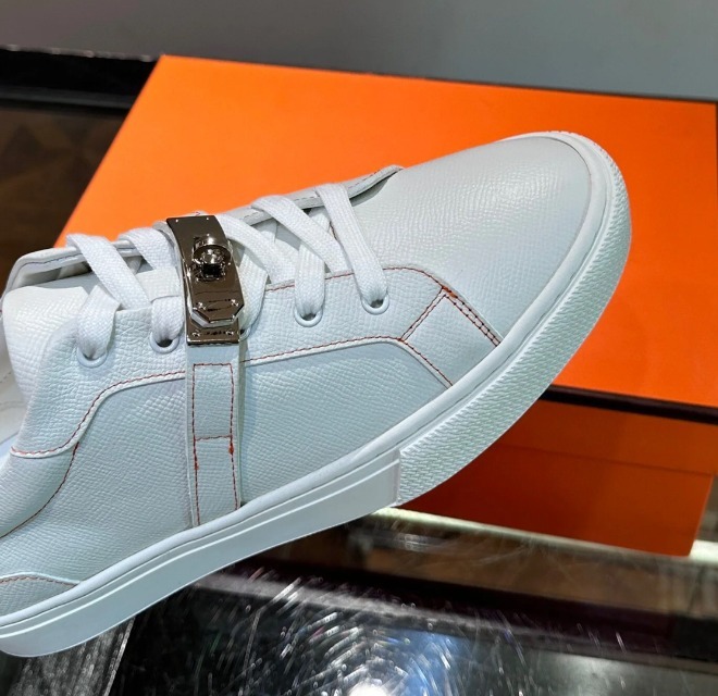 《履きやすくてお洒落♪》HERMES スニーカー Sneakers Day