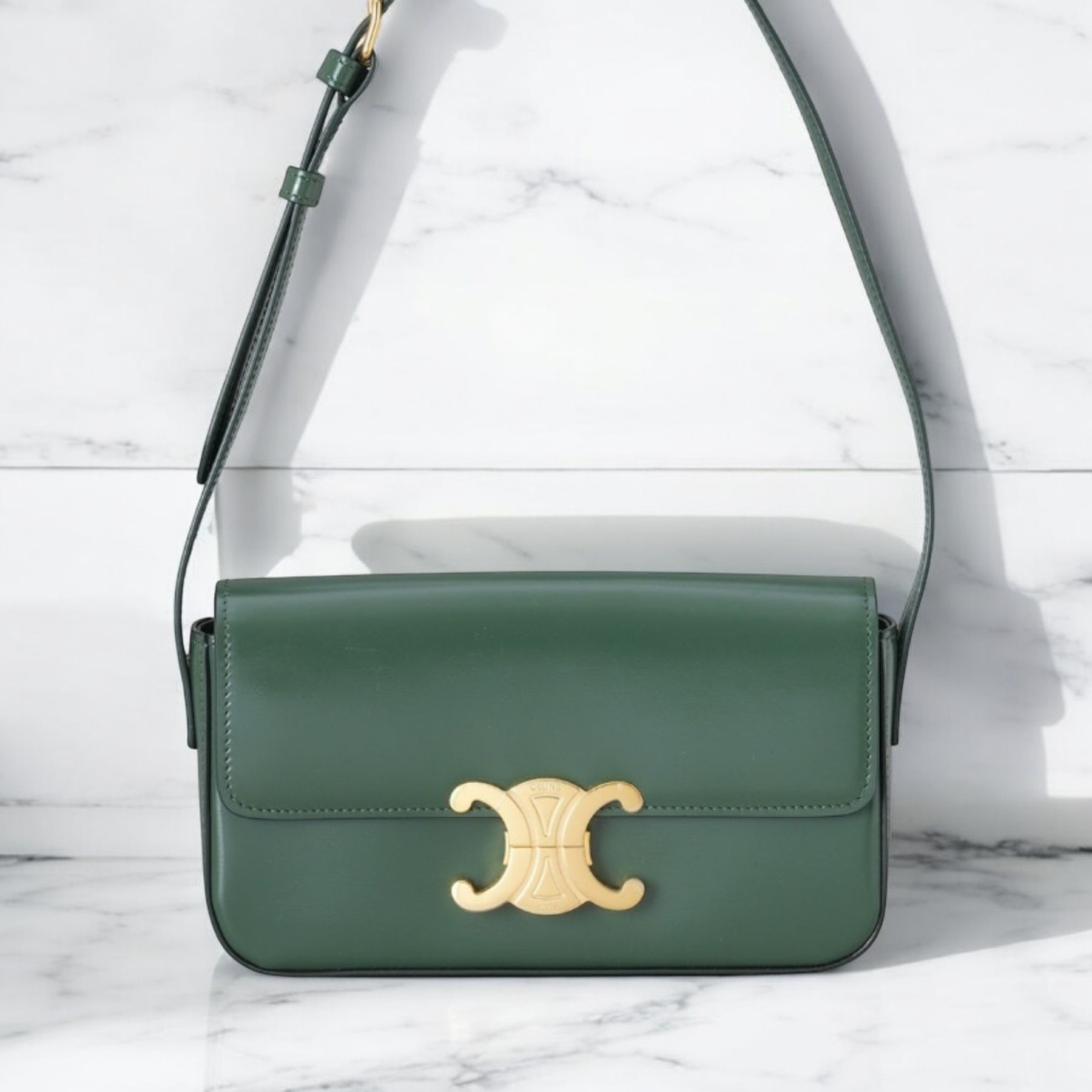 《CELINE》トリオンフ クロード ショルダーバッグ 中古