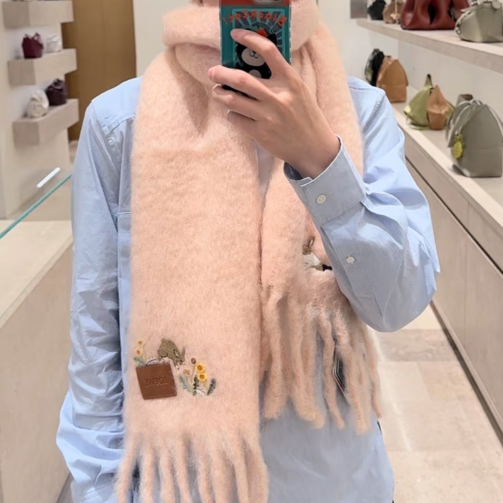 《ブランドコラボ》【LOEWE】うさぎ・イカ ・サブマリンスカーフ
