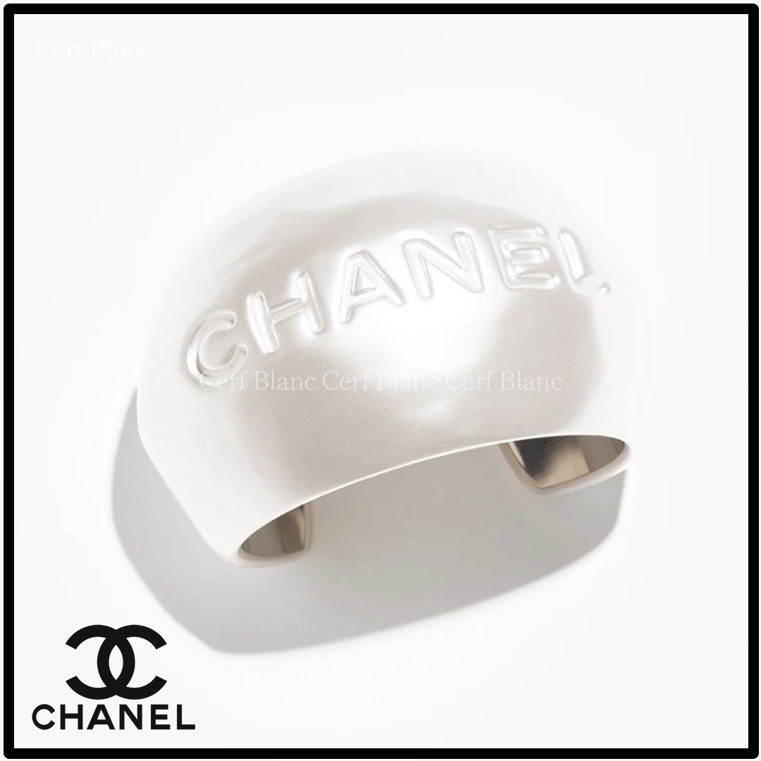 美しいフォルム【CHANEL】バングル