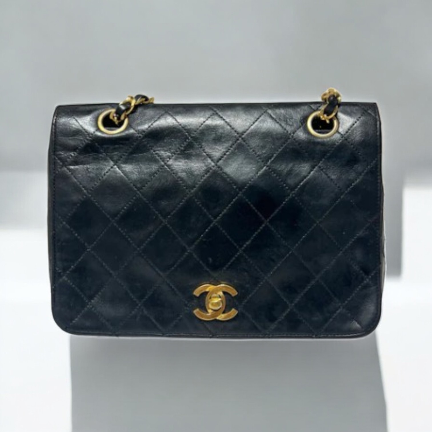 【Chanel】シャネル★Matelasse★フラッグバッグ★ショルダー