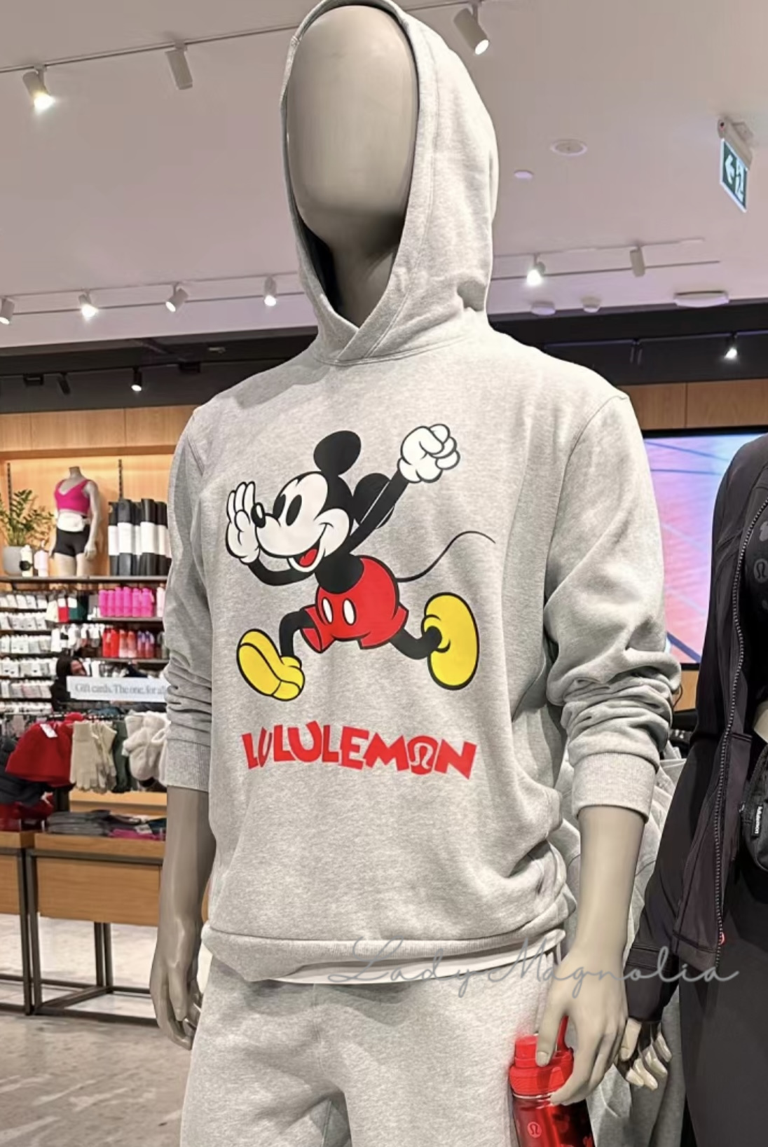 Disney x lululemon】コラボ☆ミッキー Steady State フーディ