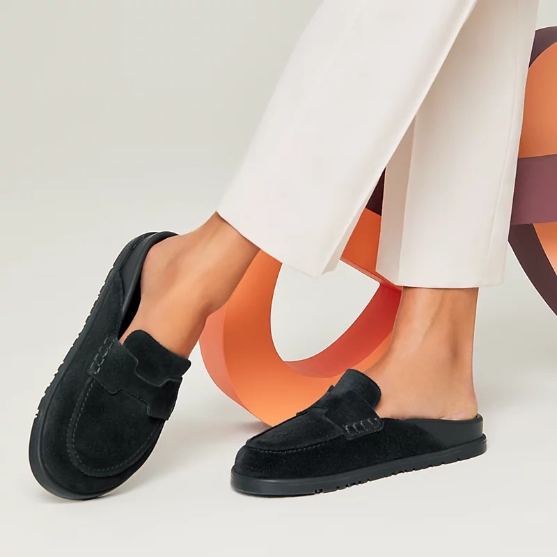 HERMES《ファーが温かい♪》サンダル ミュール スウェード