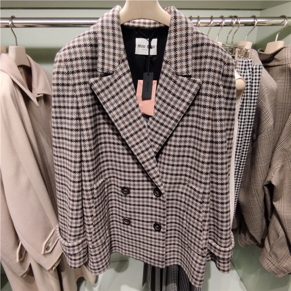 miu miu★SALE★MH1871☆バックのロゴがCUTE