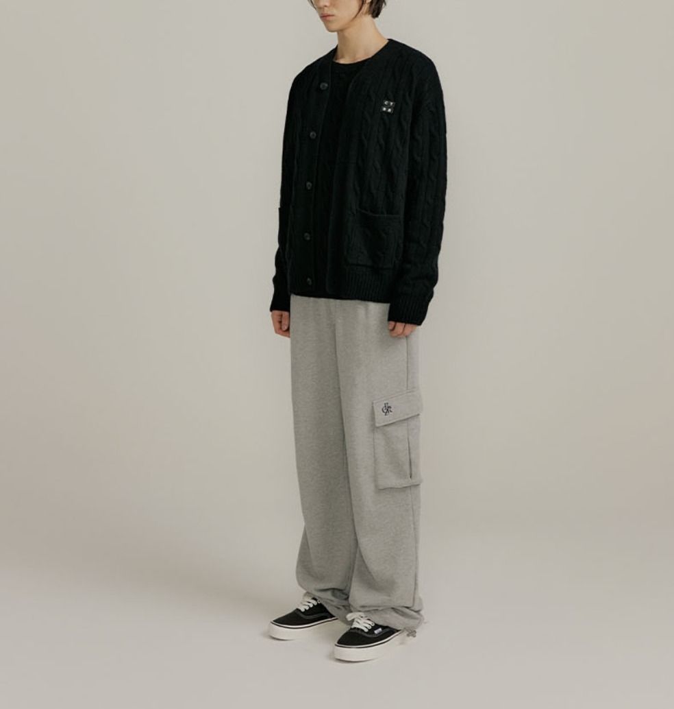 ★人気【CITYBREEZE】★ESSENTIAL LOGO WAPPEN CABLE CARDIGAN★ ☆人気【CITYBREEZE】☆ESSENTIAL LOGO WAPPEN CABLE CARDIGAN☆