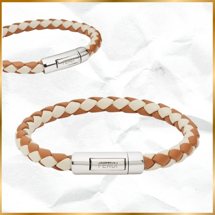 ◆自分へのご褒美に◆FENDI◆FENDI レタリング ブレスレット