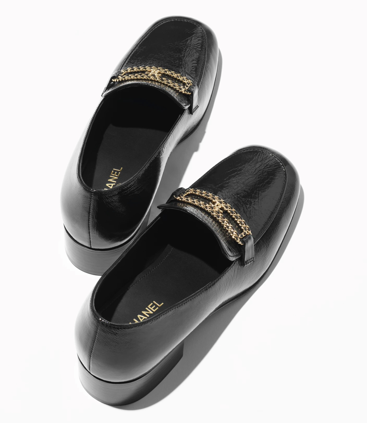 《使いやすい高級感♪》25C限定★CHANEL ローファー