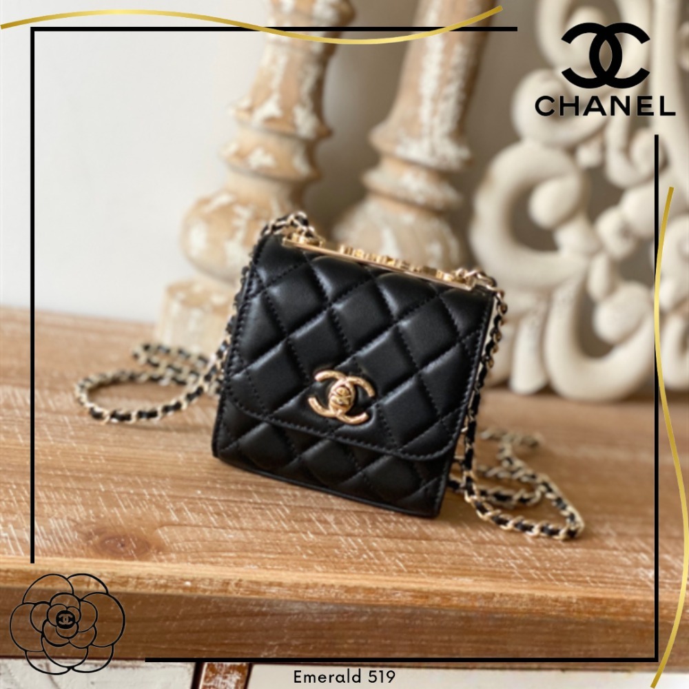 【小さめでキュート♡】CHANEL 黒ポシェット