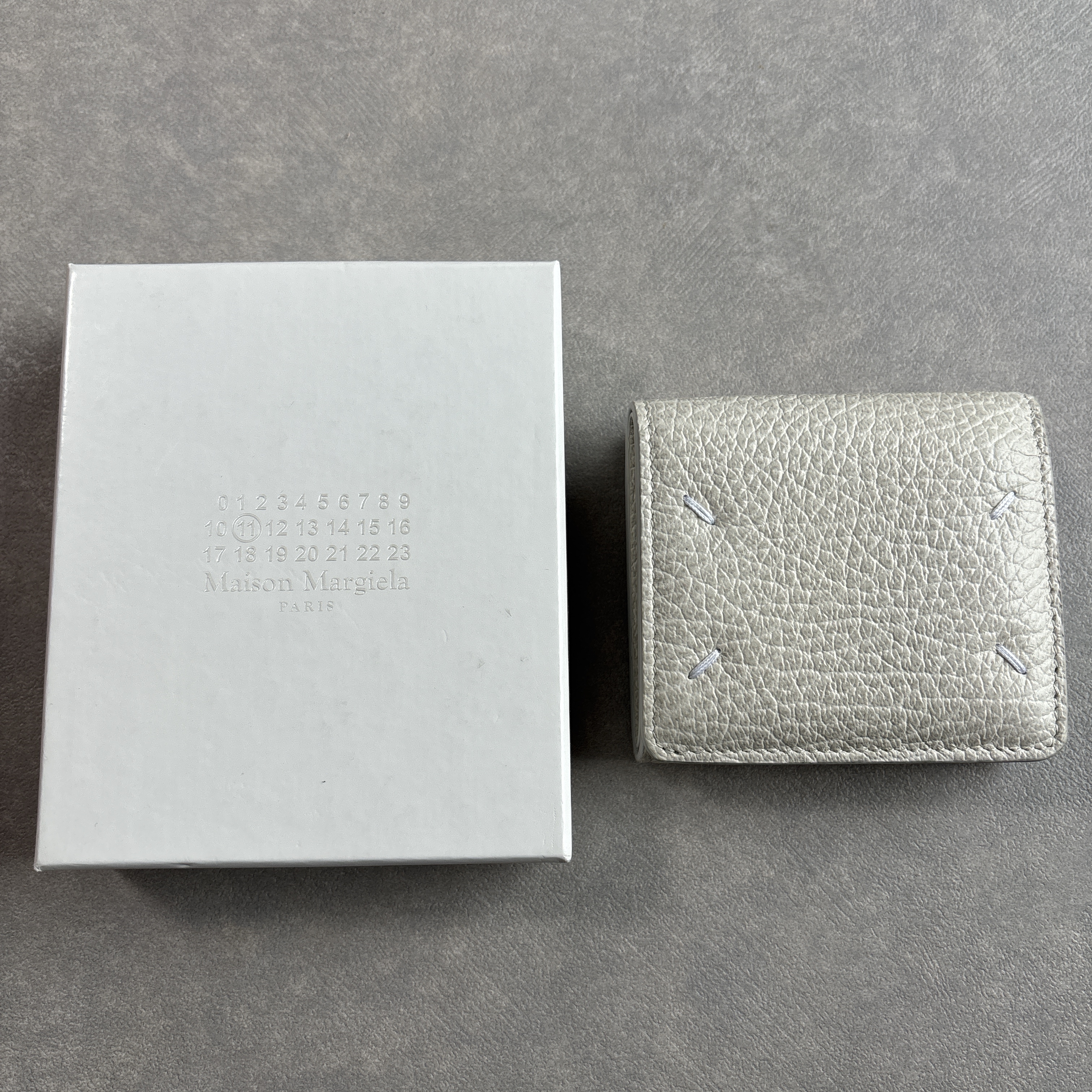 メゾンマルジェラ MAISON MARGIELA 折りたたみ財布 三つ折り