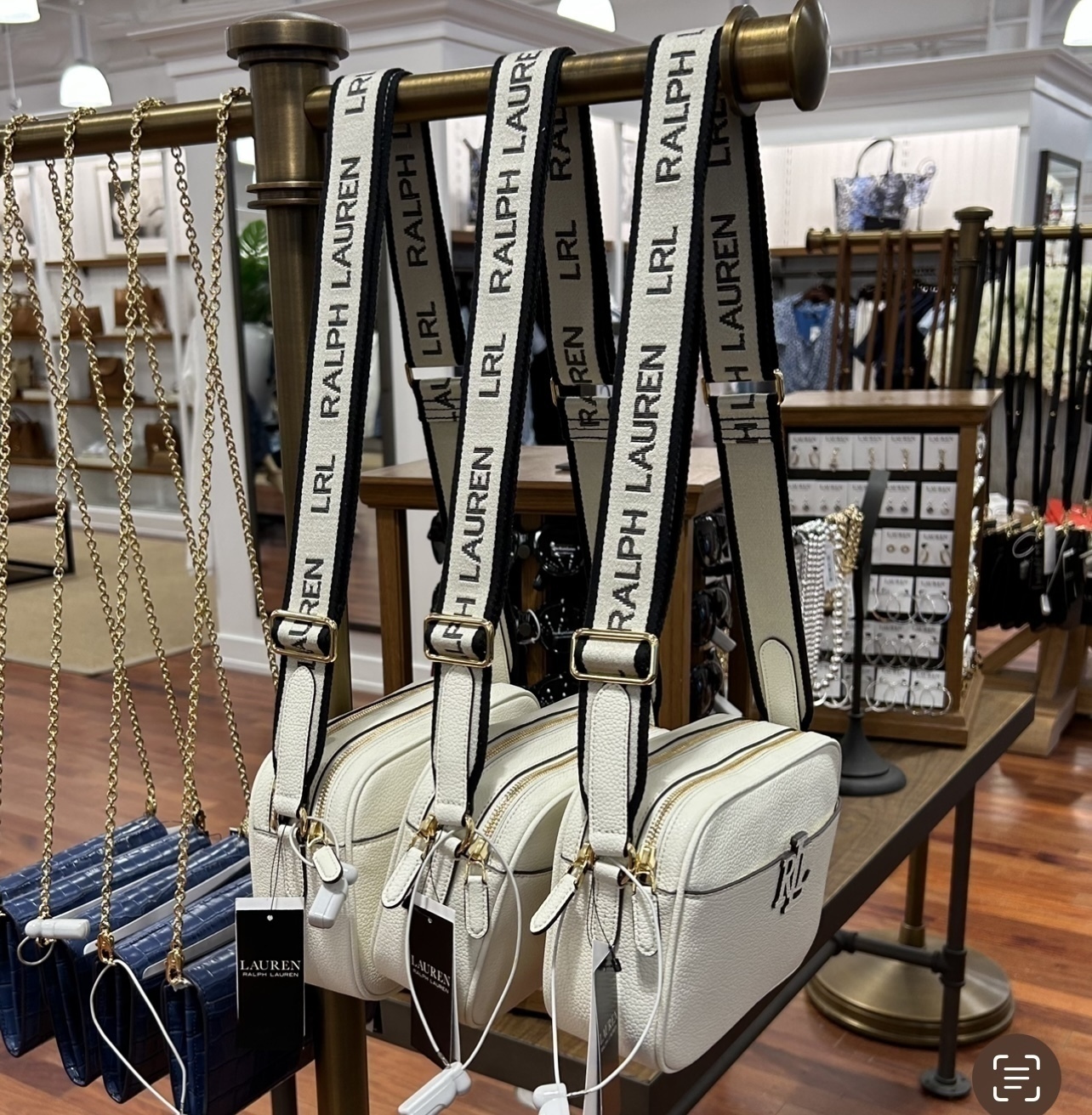 国内即発 ロゴストラップレザークロスボディ Ralph Lauren