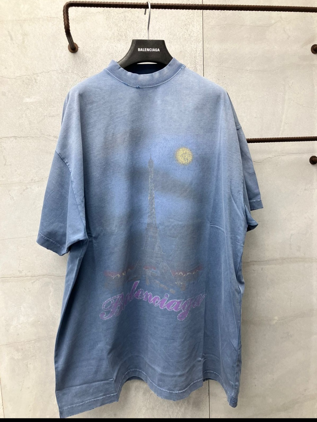 【24SS】BALENCIAGA Paris Moon Tシャツ ロゴ 半袖 コットン Balenciaga Paris Moon Tシャツ | ブラック | FARFETCH JP