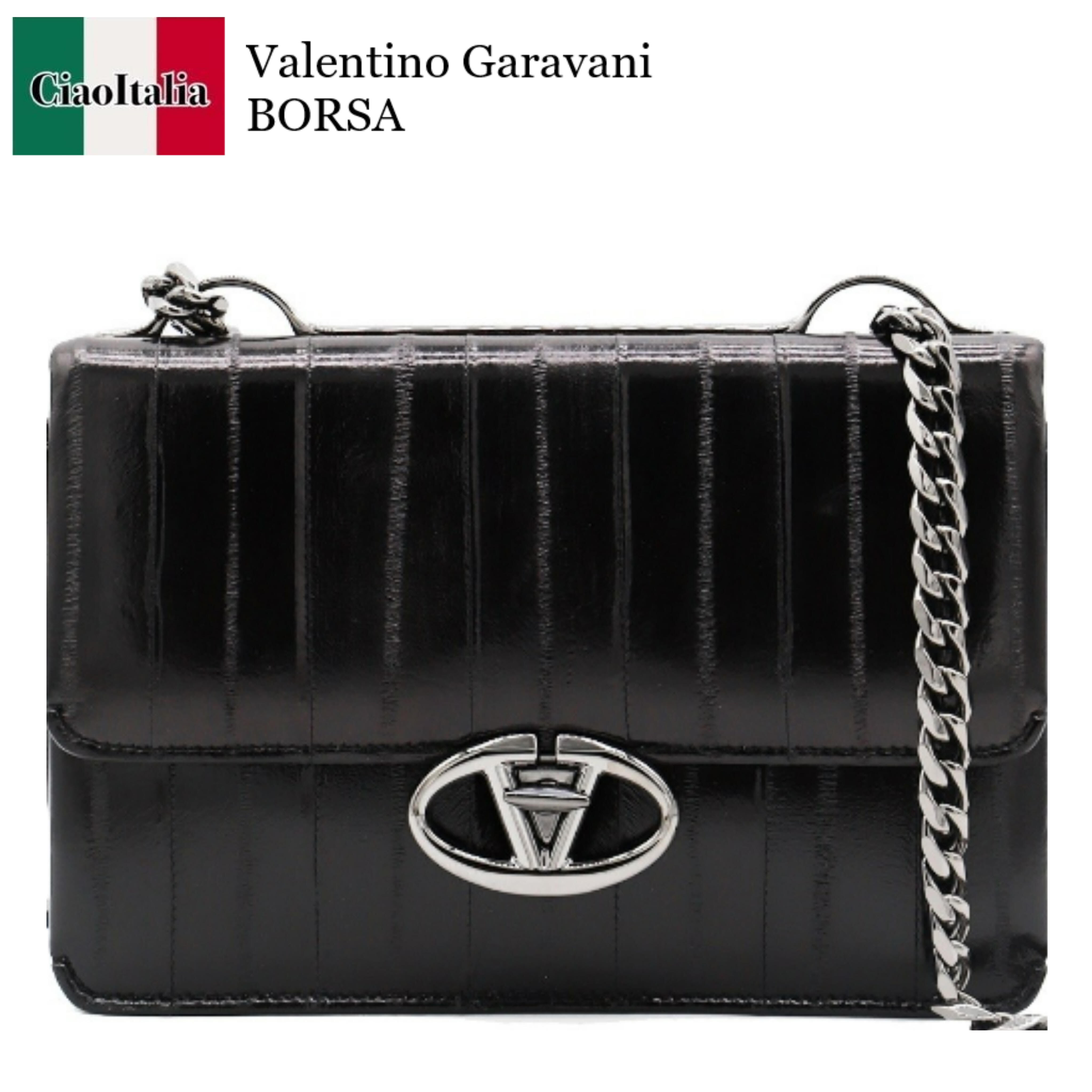 ショルダーバッグ・ポシェット Valentino Garavani Vlogo medium shoulder bag