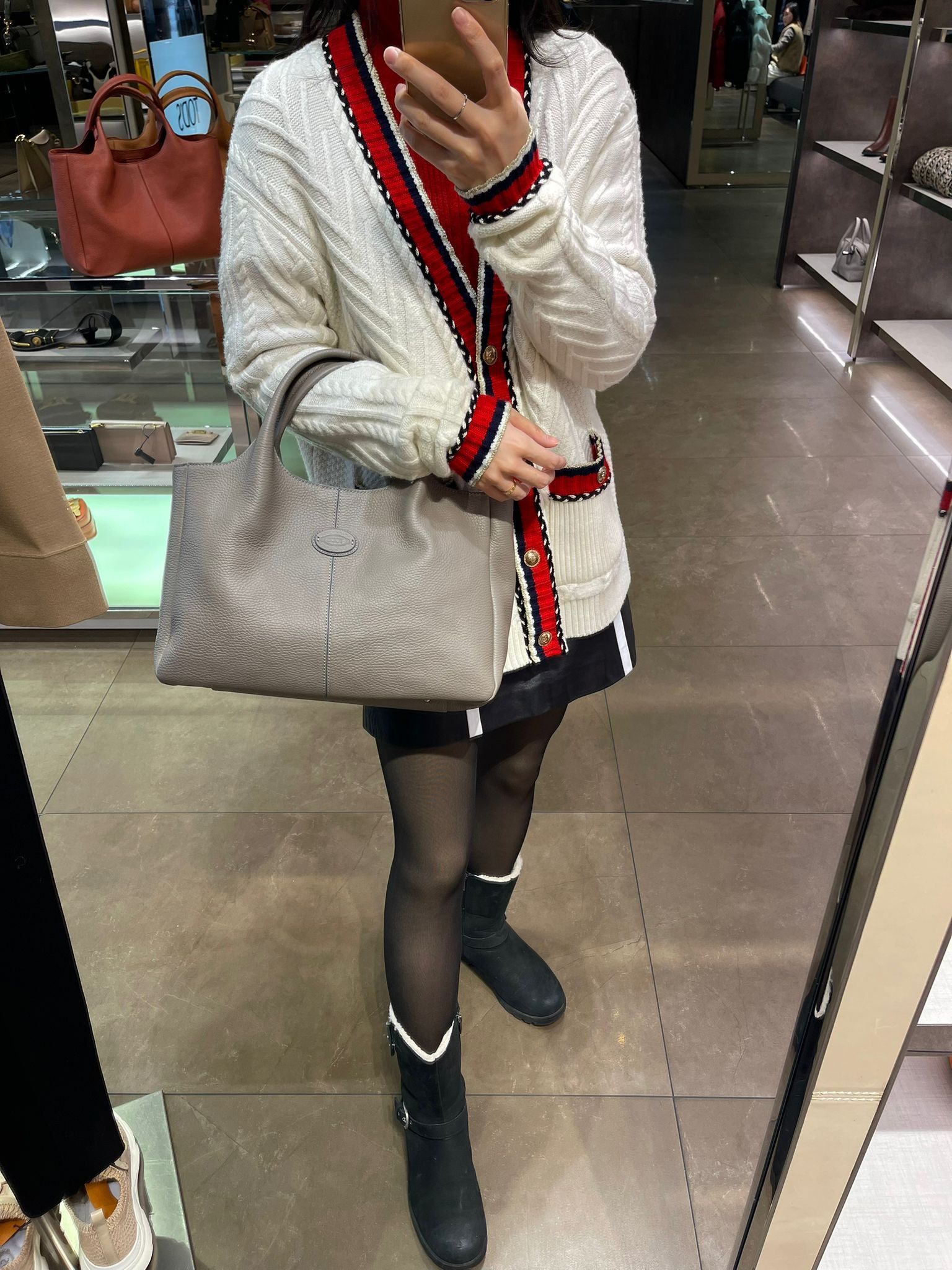 国内発送【どんなコーデも自由自在】Louis Vuitton ニース ナノ