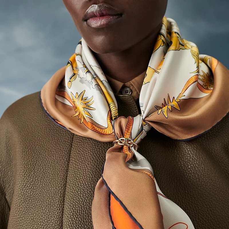 《アクセントに♪》HERMES スカーフリング 90 《レガート》