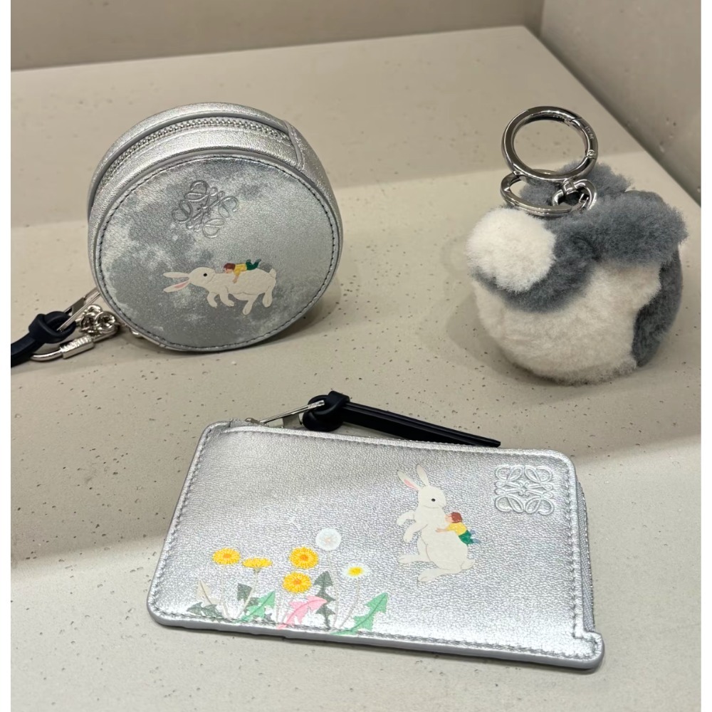 《ブランドコラボ》【LOEWE】うさぎ クッキー コインケース