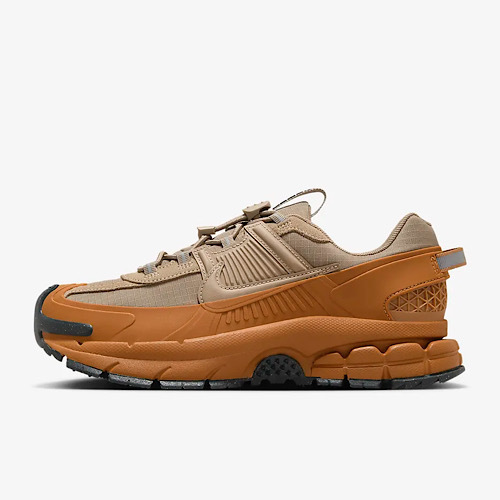 《☆超レア☆》☆NIKE☆Zoom Vomero 5 Roam☆Brown