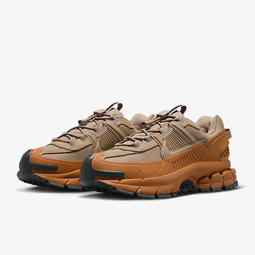 《☆超レア☆》☆NIKE☆Zoom Vomero 5 Roam☆Brown