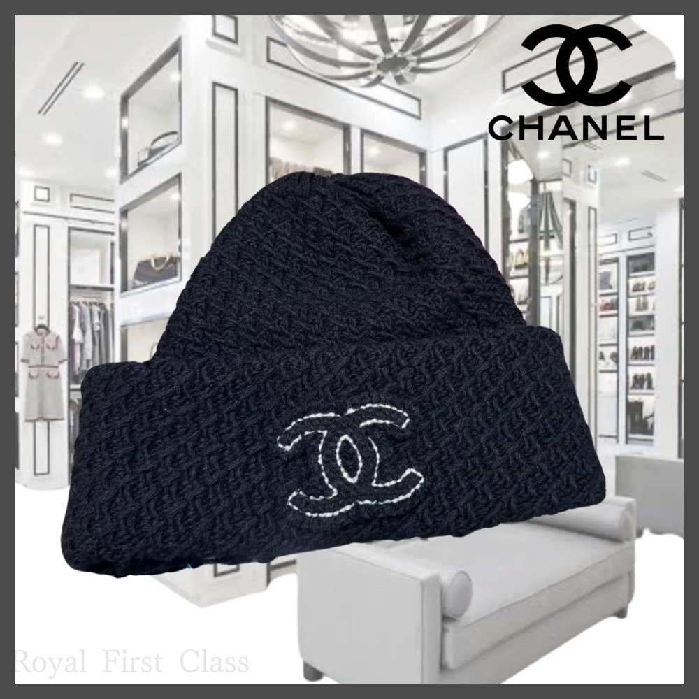 コミカルなCCマークが可愛いシンプル メンズも◎ CHANELニット帽 今年こそ！！】CHANEL ニット帽 CCマーク メンズもOK