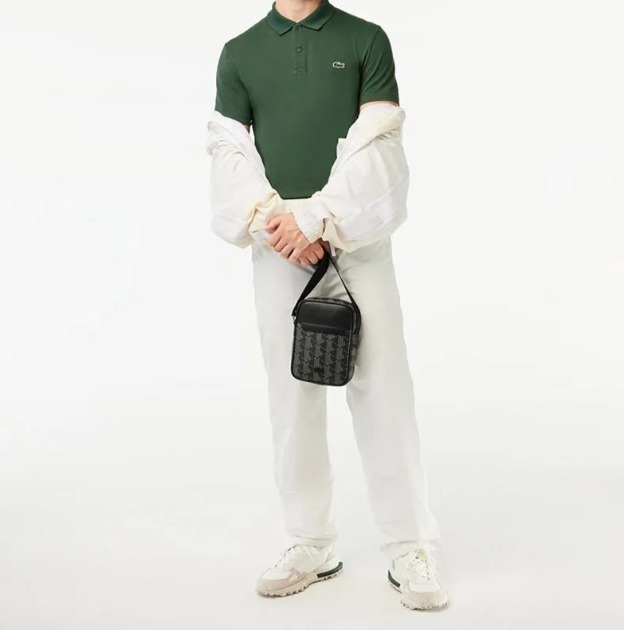 Lacoste】モノグラム バーティカル クロスバッグ 関税込み