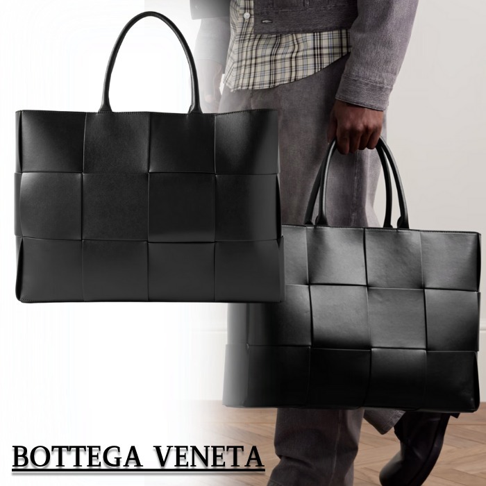 《比類なき逸品》【BOTTEGA VENETA】ラージ アルコ トートバッグ