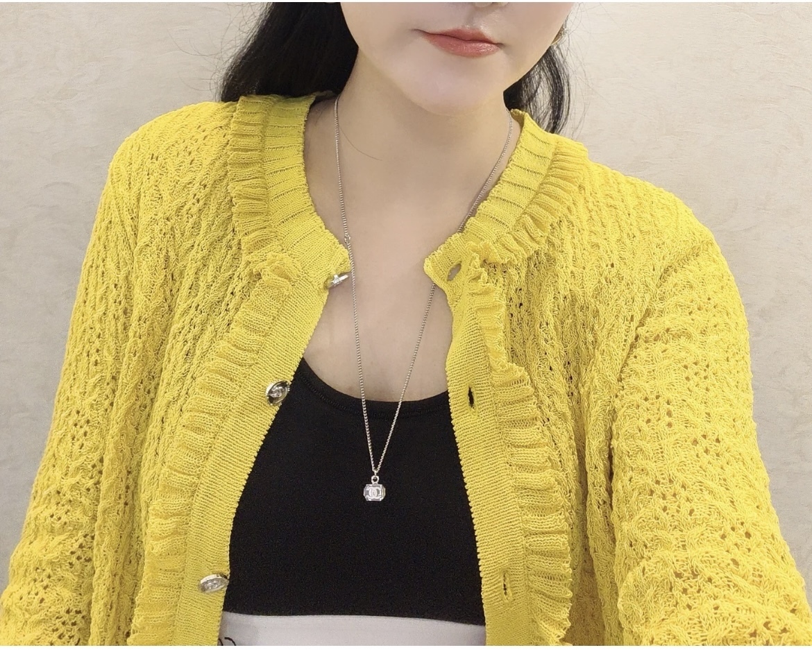 シンプルキューブロゴ】CHANEL ネックレス ギフト