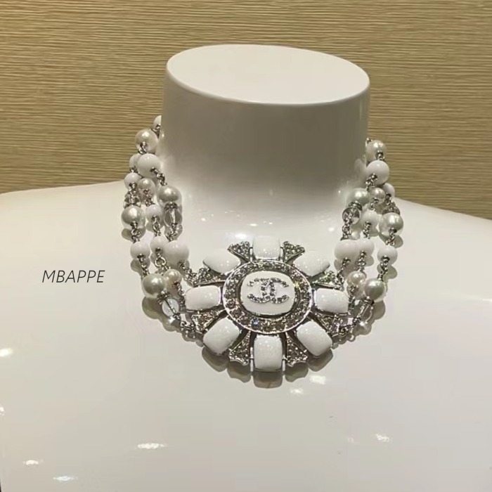《25C》デザインが素敵♪【CHANEL】シャネル チョーカー