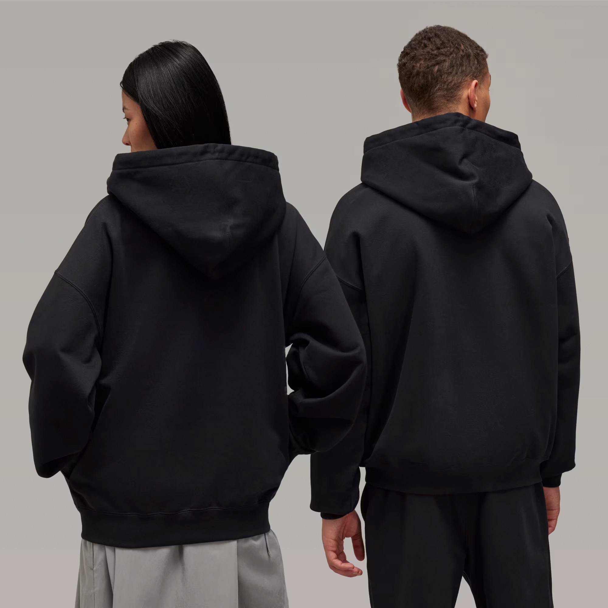 【アディダス・ワイスリー/ADIDAS】ロゴジップフーディ アディダス・ワイスリー/ADIDAS】ロゴジップフーディ