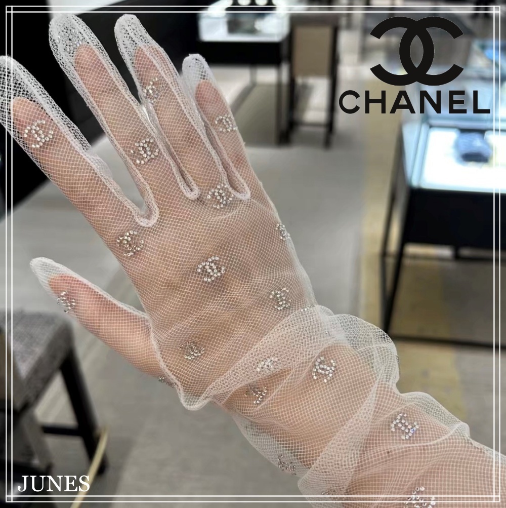 手元を美しく【CHANEL】CCロゴ チュールグローブ