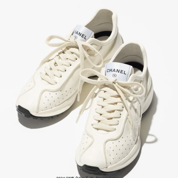【入荷極小！モノクロ】CHANEL 24春夏メイン限定 スニーカー 入荷極小】CHANEL クルーズコレクション限定 スニーカー (CHANEL
