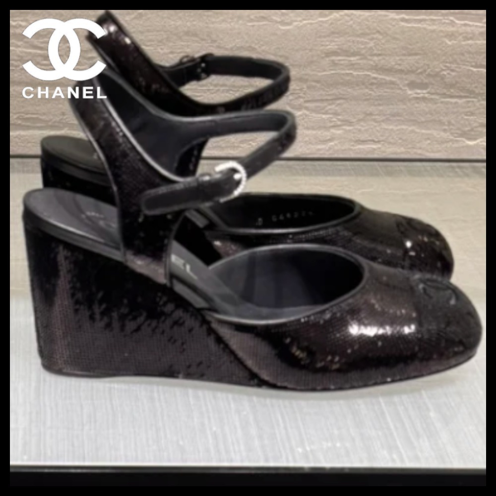 【大人っぽい艶感♪】CHANEL サンダル