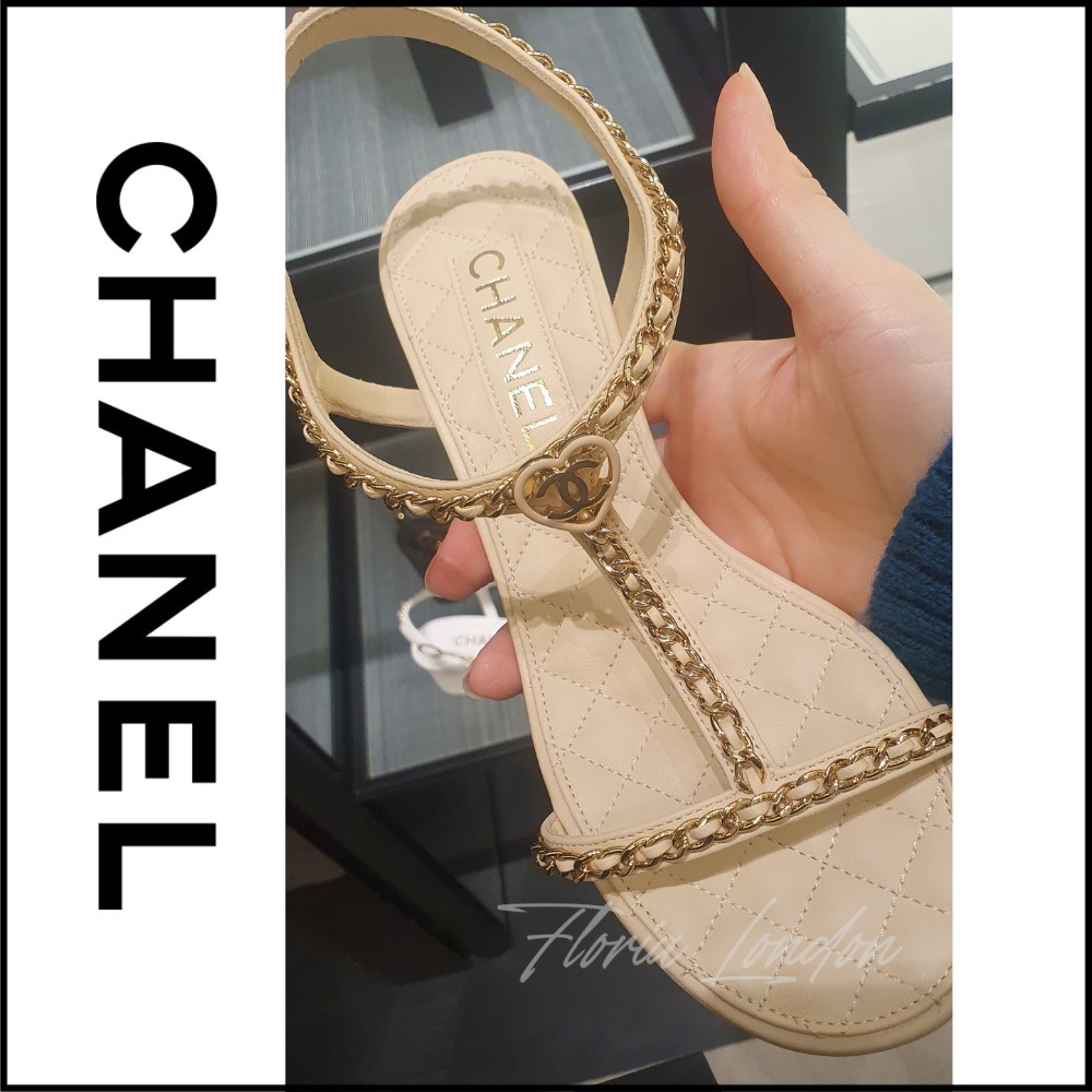 ハートのロゴで魅力的に♡25C【CHANEL】チェーン サンダル
