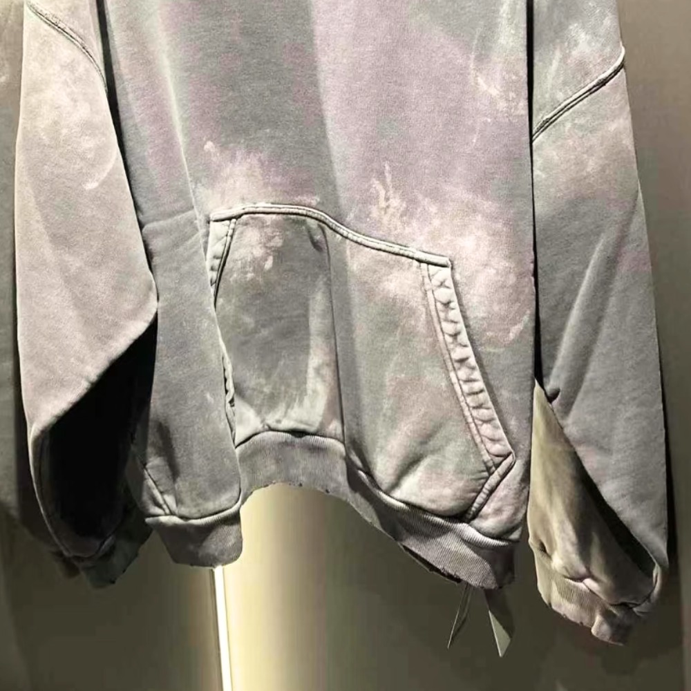 《洗練された個性》【BALENCIAGA】ミディアムフィットパーカー