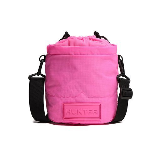 バッグ・カバンその他 HUNTER UNISEX Travel Ripstop Bucket Bag Highlighter Pink UBX