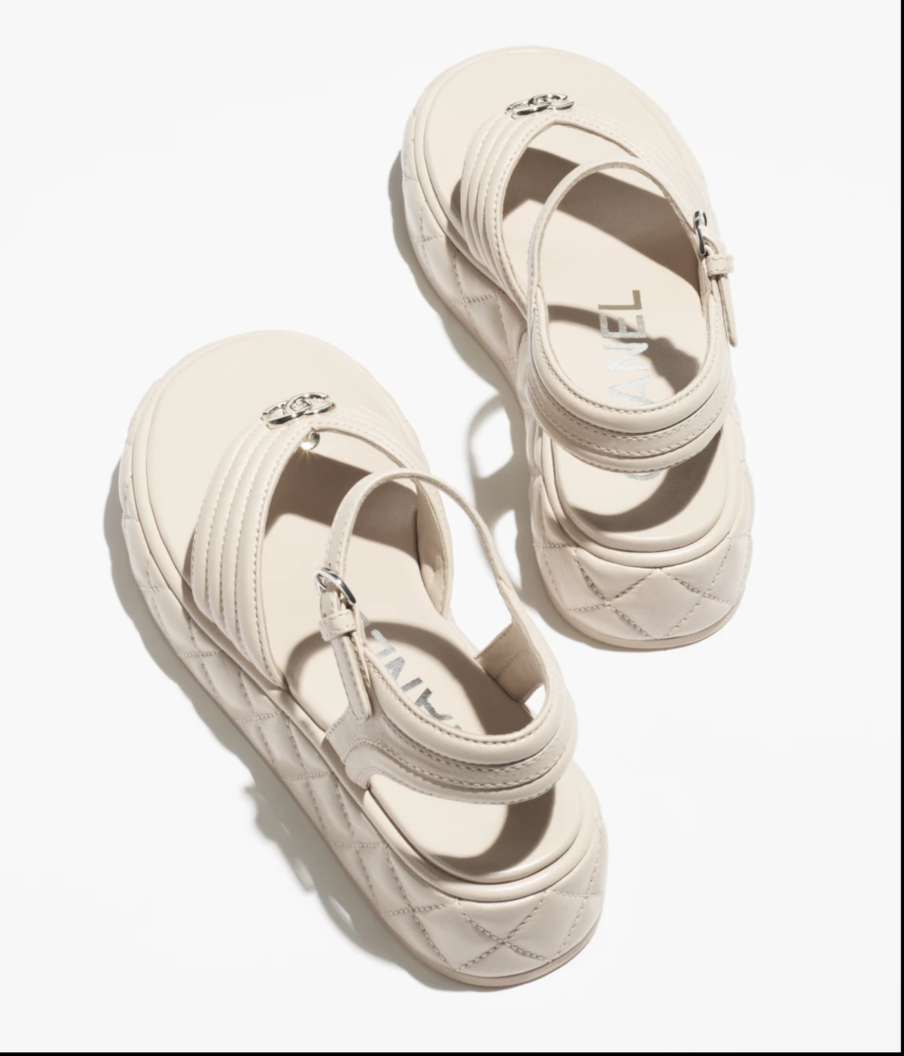 《25C》カジュアルにおしゃれ♪【CHANEL】シャネル サンダル