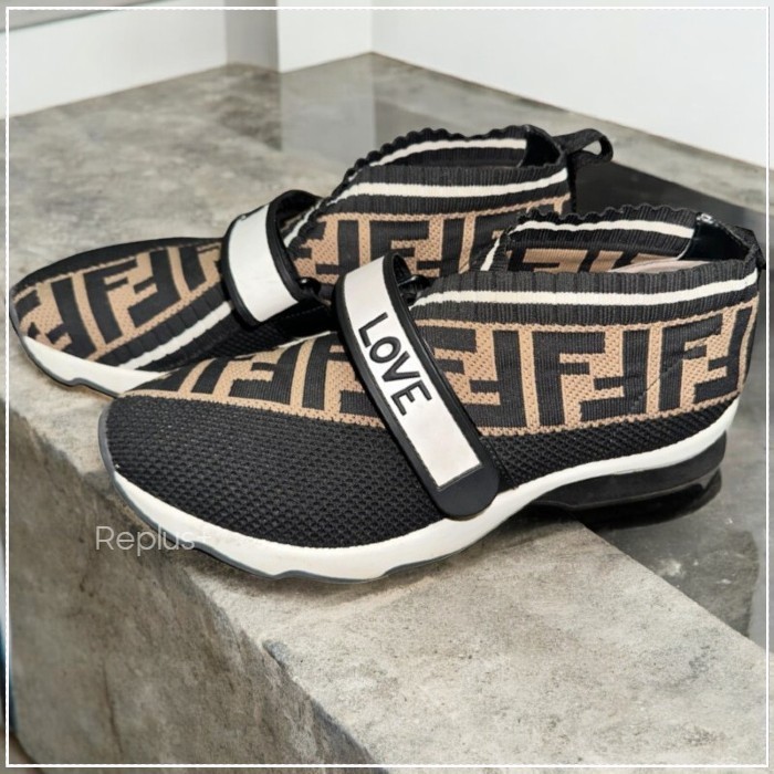 【Fendi】ズッカ柄 ソックススニーカー ブラック×ブラウン
