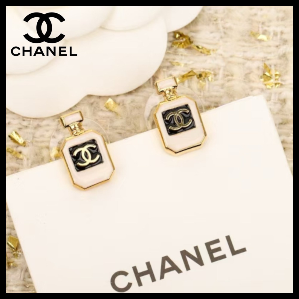 日常を華やかに彩るラグジュアリーな一滴☆】CHANEL ピアス