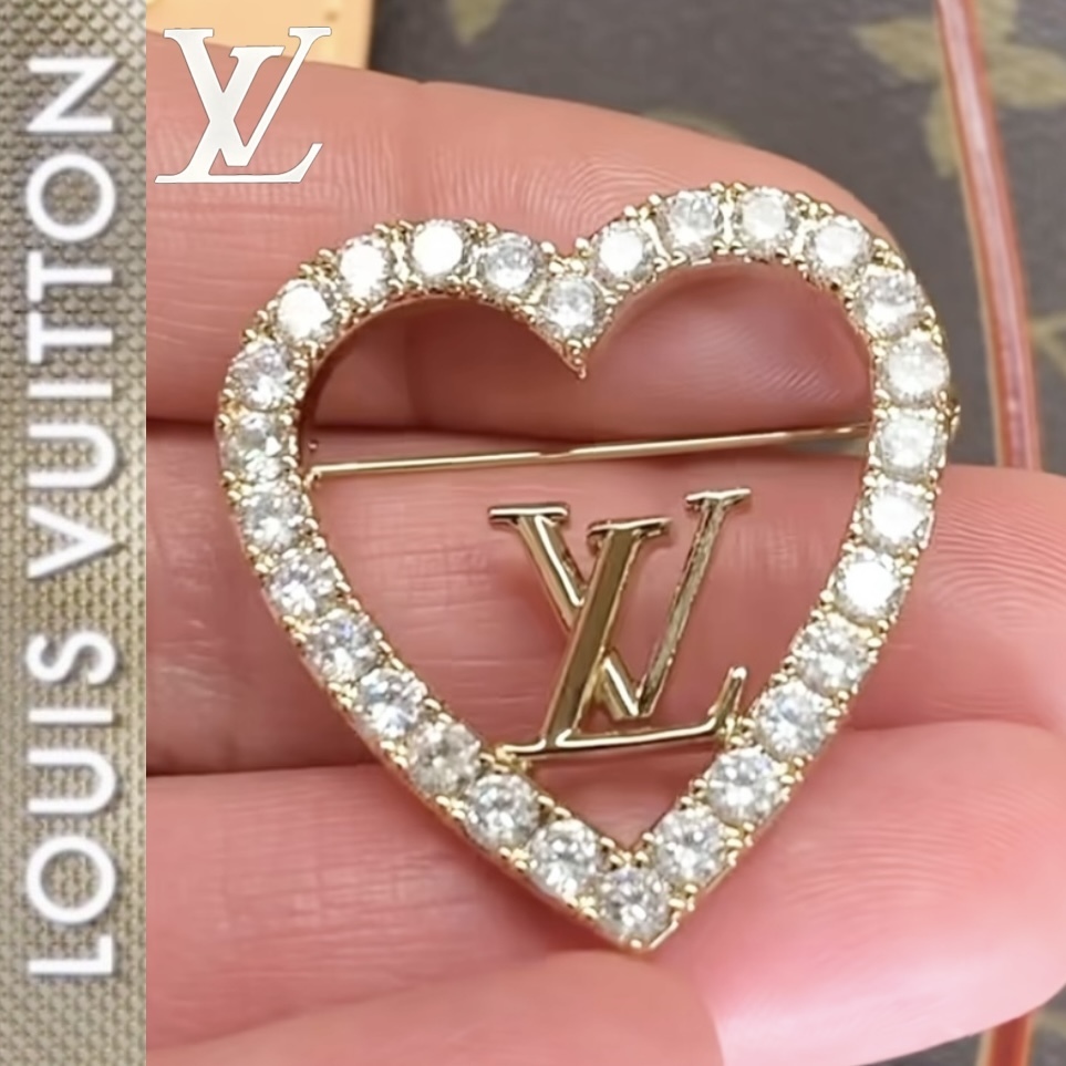 LOUIS VUITTON ★ すぐに届く国内発♪煌めく ハートブローチ