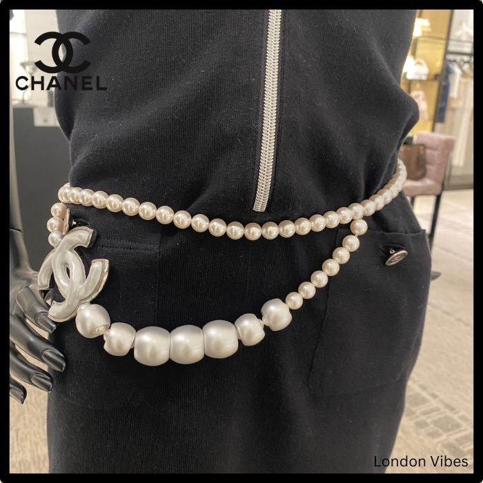 大粒パールがアクセント♪ CHANEL チェーンベルト