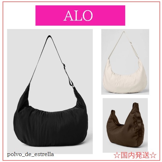 国内買付【CELINE 】すぐ届く ストラップ付きロングポーチ 国内買付【CELINE 】すぐ届く ストラップ付きロングポーチ