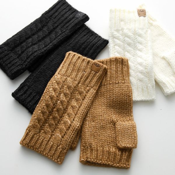 UGG グローブ Cable Fingerless Glove 100574